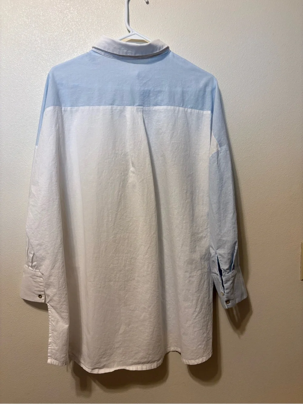 Men's Two-Tone Light Blue and White Button-Down Shirt